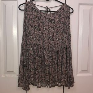 Cold shoulder open back flower printed top